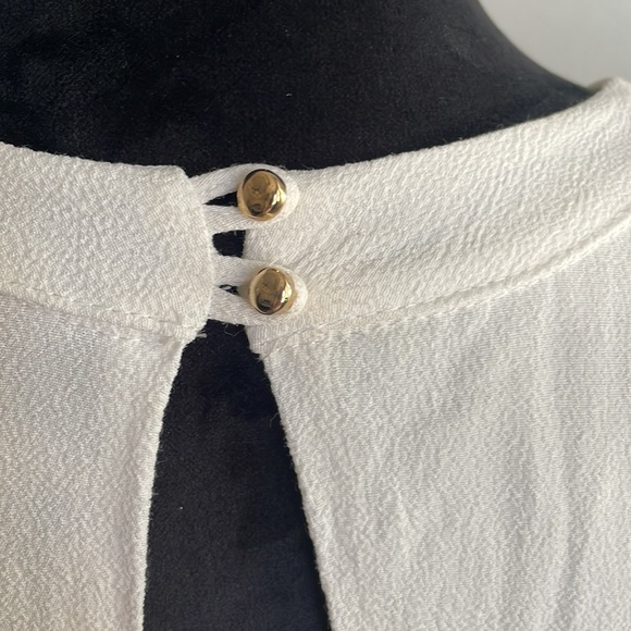 Studio F, Lace Dress - Picture 3 of 12